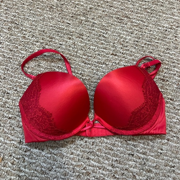 Victoria's Secret Other - Victoria Secret lace bombshell bra